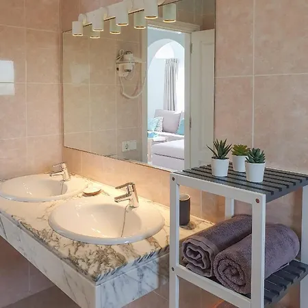 Casas Maribel Pocillos - No Pool - Sin Piscina Holiday home Puerto del Carmen (Lanzarote)